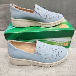Easy Street Women 7.5 N Light Blue Ying NIB